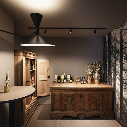 Avita Bar & Lounge